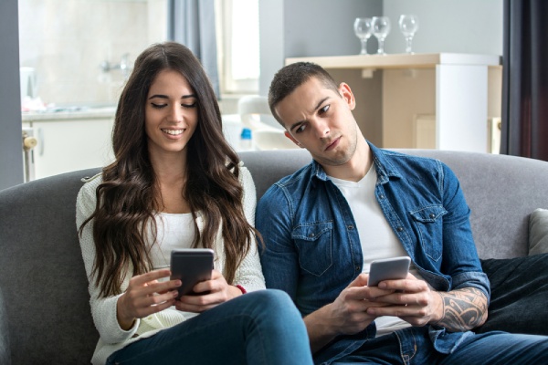 See My Wife's Text Messages Without Her Knowing